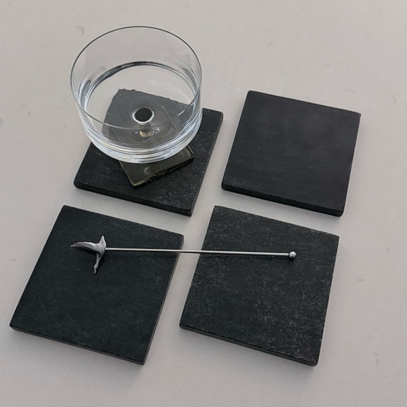 SQUARE MARBLE COASTERS IN BLACK - Picture 3 of 6